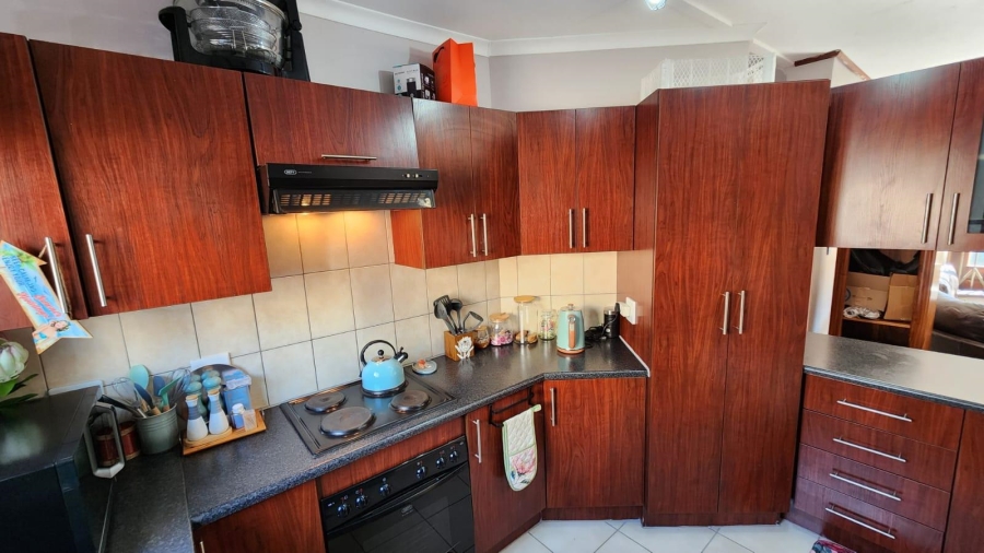 To Let 3 Bedroom Property for Rent in Cashan North West